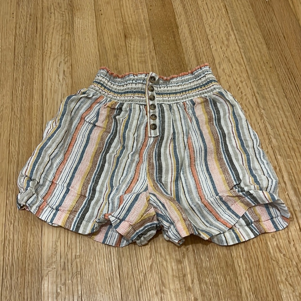 Brand is White Fox Boutique, size is kids large, multicolor.